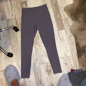 Yogalicious purple leggings